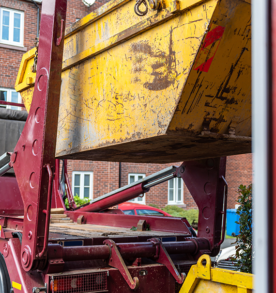 8 Yard Maxi Skip Hire Roundhay